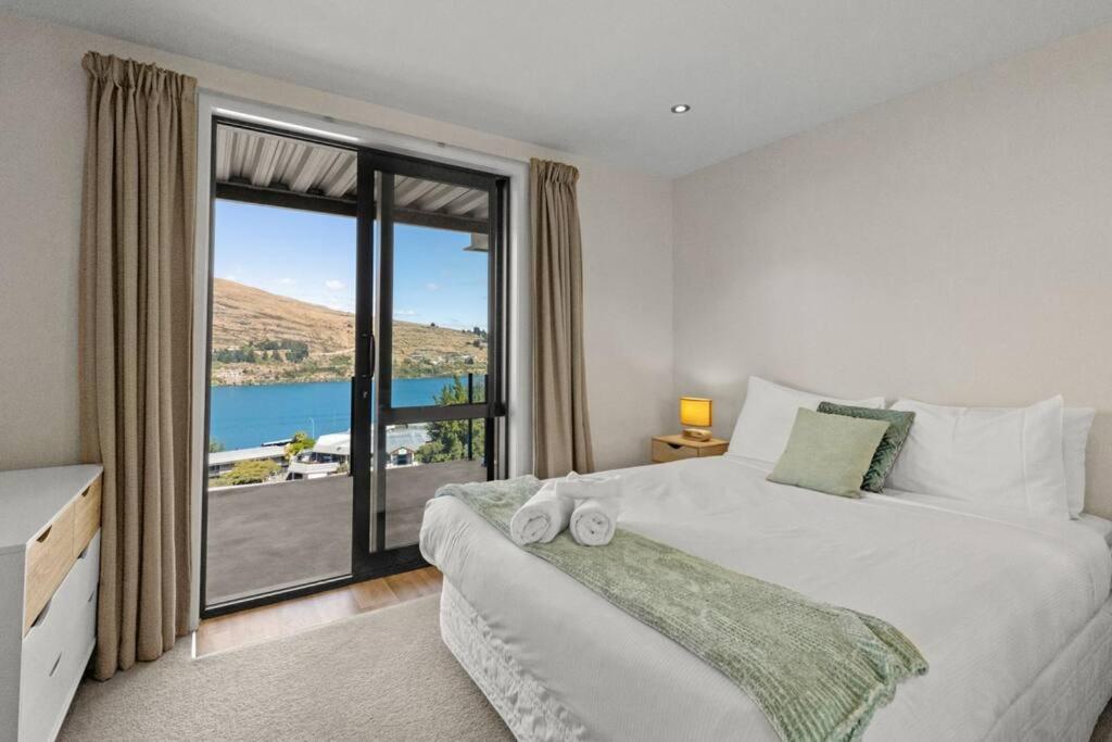 4 Bedroom Stunning Modern Family Home Queenstown Extérieur photo